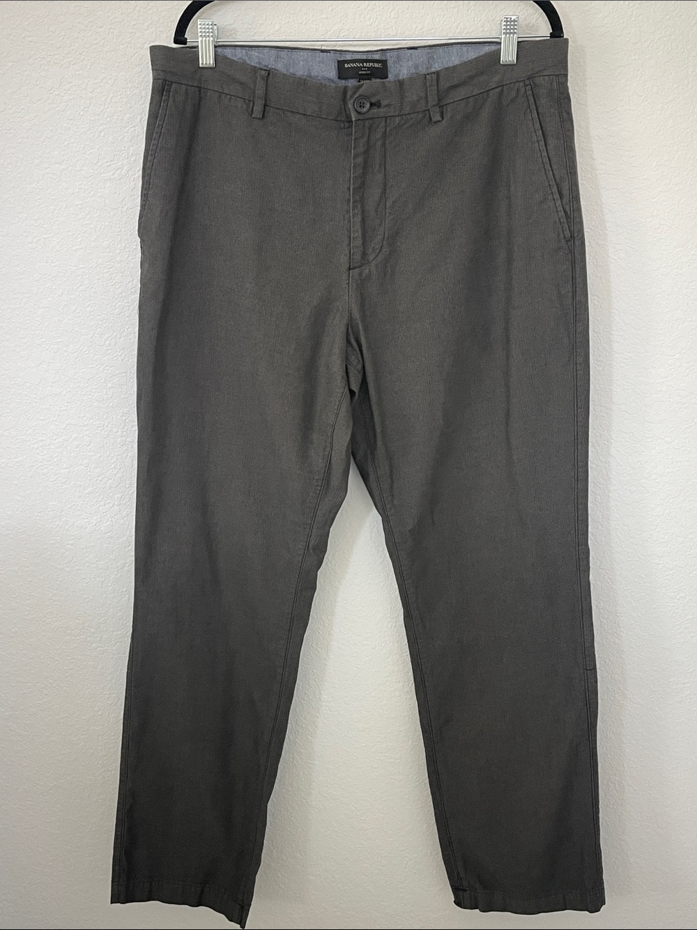Banana Republic Aiden Fit Men’s 36x32 Charcoal Herringbone Cotton Pants